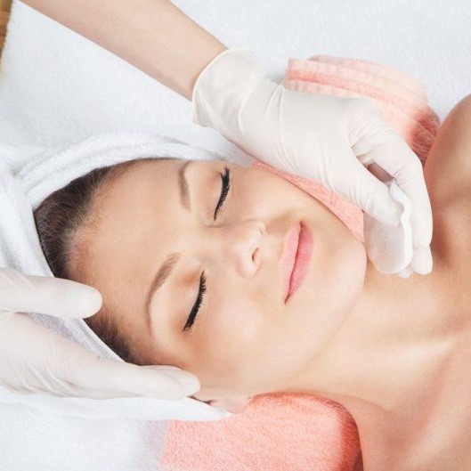 얼굴 치료