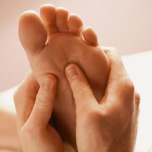 FOOT AND HAND MASSAGE